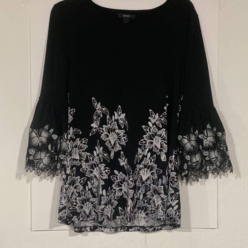 Alfani Black & Floral Women’s Blouse with Wide End Lace 3/4 Length Sleeve